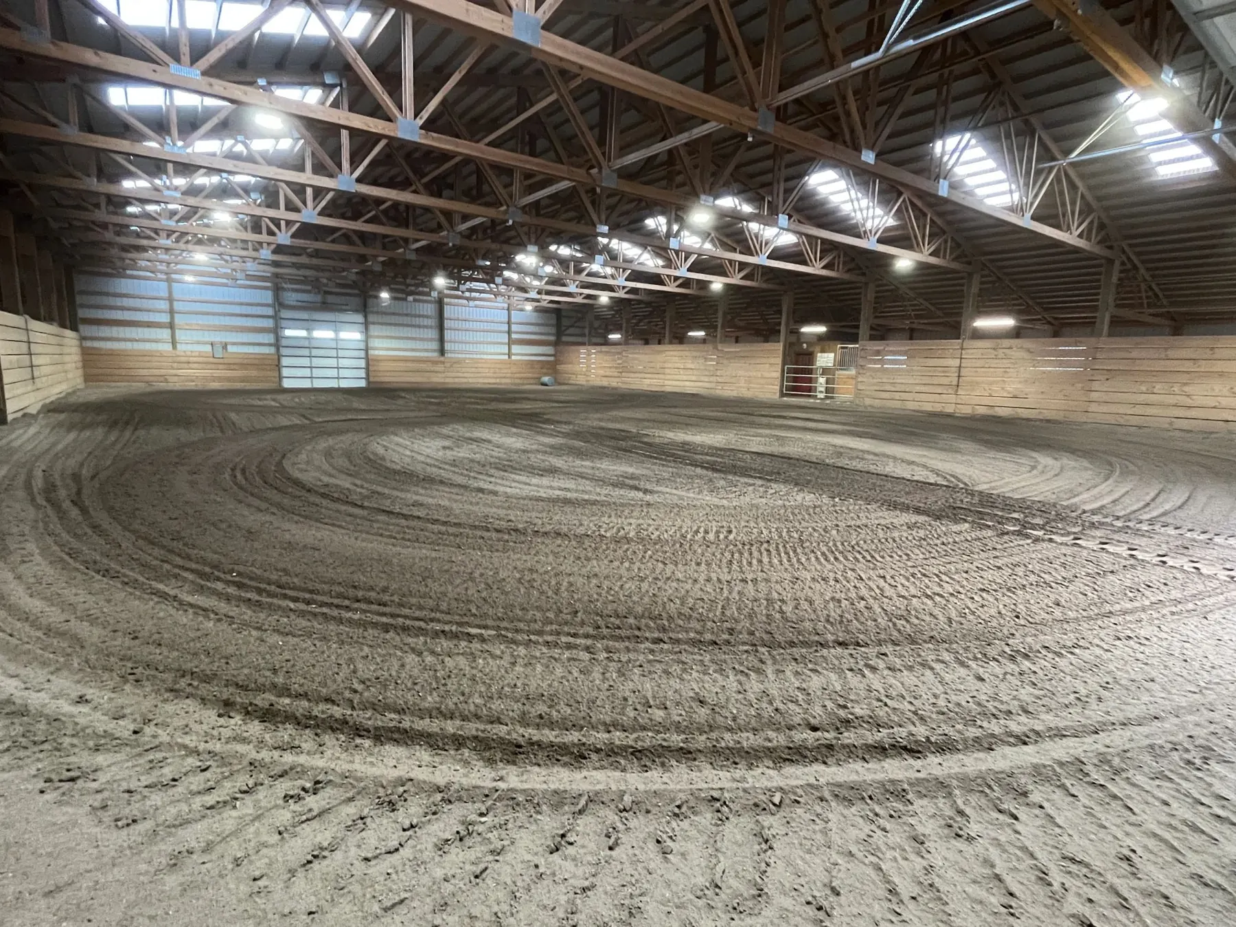 The indoor arena, freshly groomed