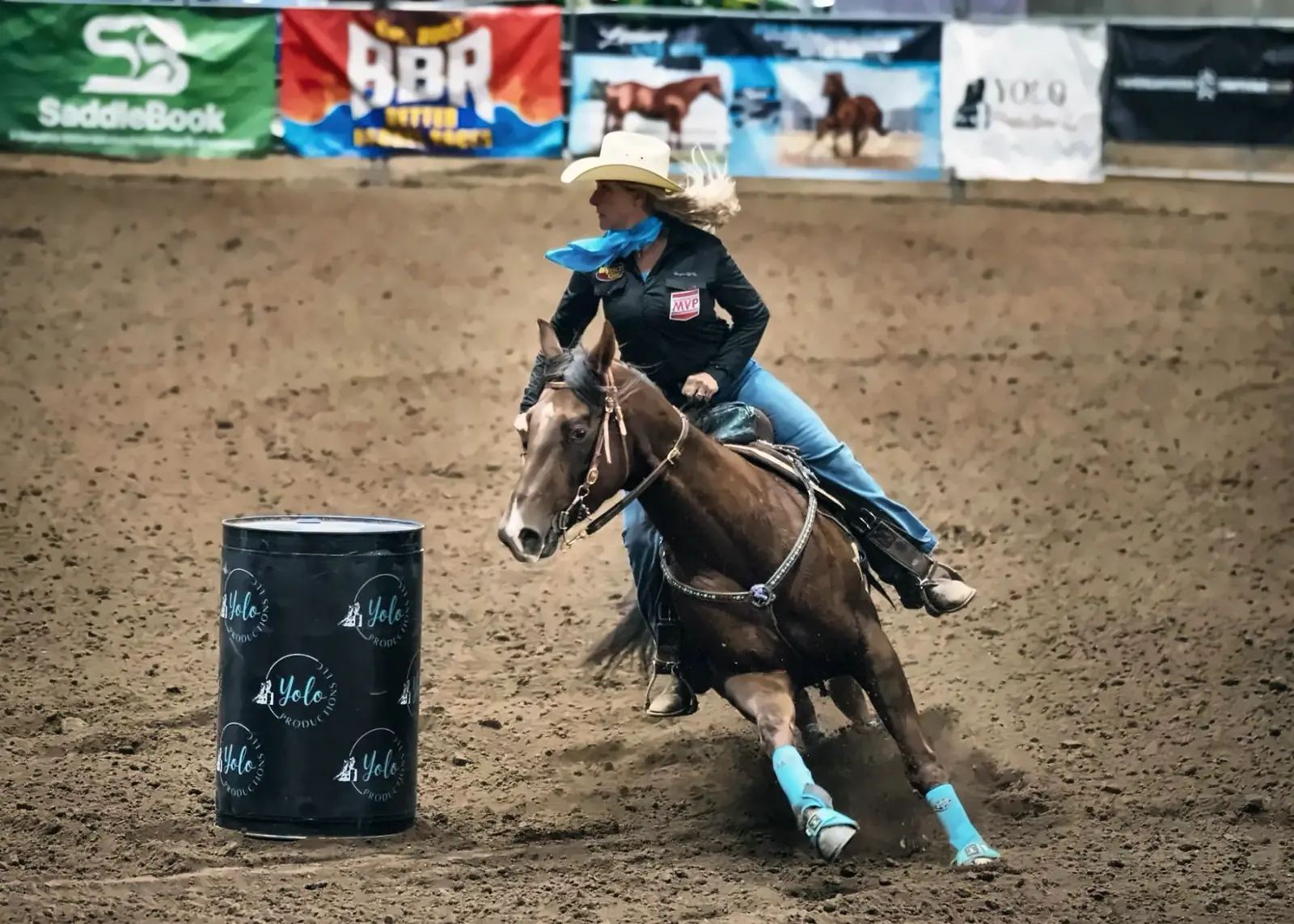 Tanya running a barrel pattern